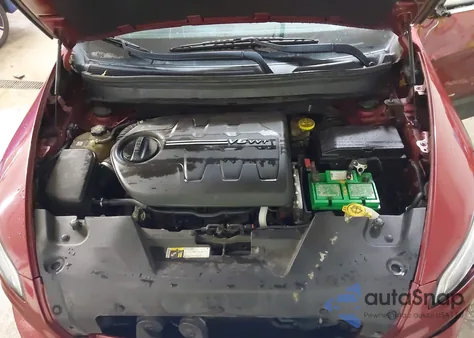 2015 Jeep Cherokee Latitude из США, поврежденный, VIN 1C4PJMCS7FW774008